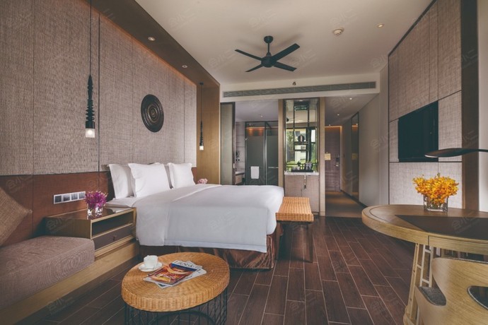 西双版纳铂尔曼度假酒店高级大床房