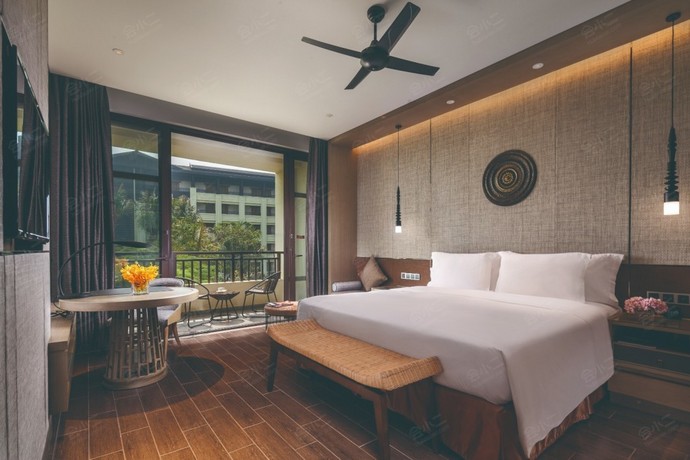 西双版纳铂尔曼度假酒店行政大床房
