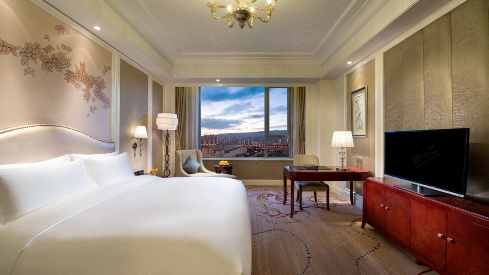 【西宁新华联索菲特大酒店】客房图片大全_客房图库-会小二