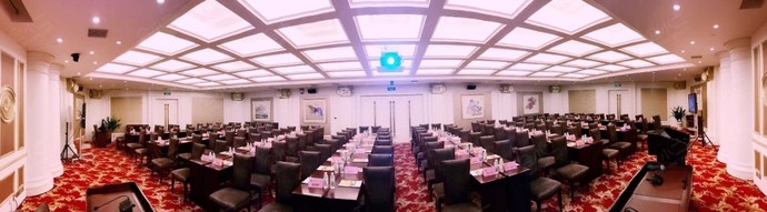 华西龙希国际大酒店友谊厅
