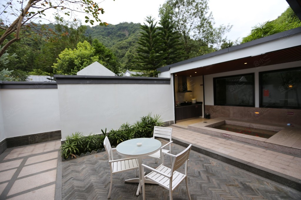 新丰云天海温泉原始森林度假村图片