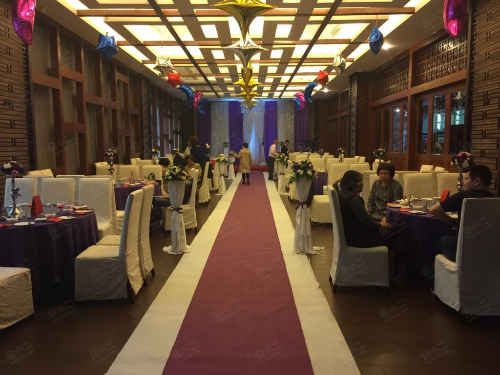 上海新世界紫澜门大酒店紫泉厅鸿运连连宴