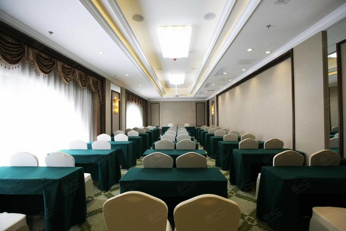 蓟县老电车酒店201会议室