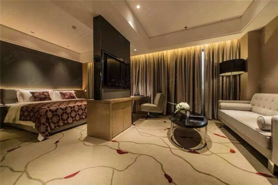 重庆伊可莎大酒店能容纳50人的会议室
