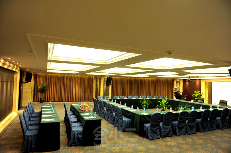 重庆傲霆睿尚酒店