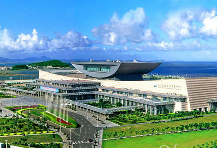 【厦门国际会展中心会议室】,会议酒店预定【会小二】省钱30%.