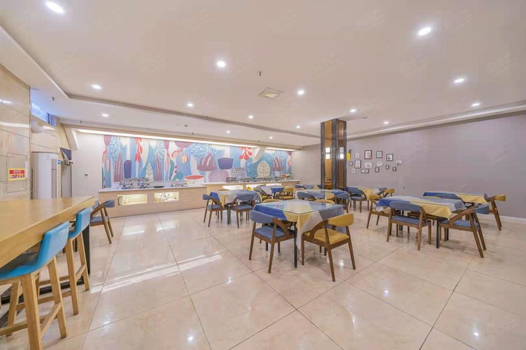 汉庭酒店(重庆黄泥塝店)餐厅图片