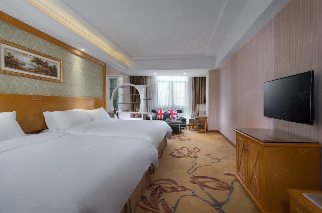 维也纳酒店广州长隆万达广场万博地铁站店客房图片