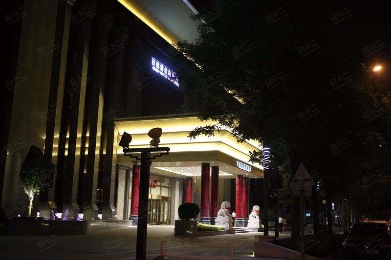 百纳烟台山酒店图片