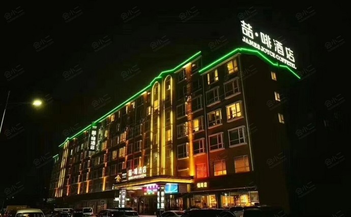 喆啡酒店（青岛流亭国际机场店）