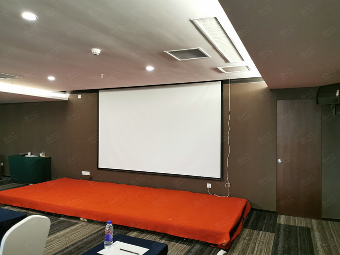 郑州华原颐舍酒店5号会议室