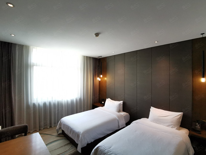 郑州华原颐舍酒店行政双床房