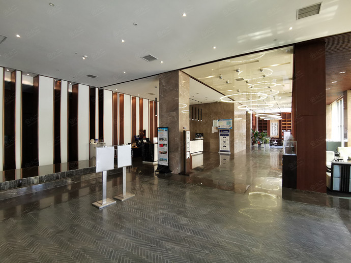 郑州华原颐舍酒店大堂