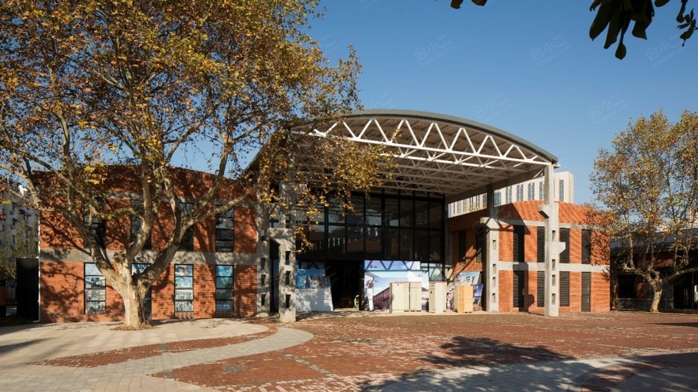 【南京越界梦幻城】外观图片大全_外观图库-会小二