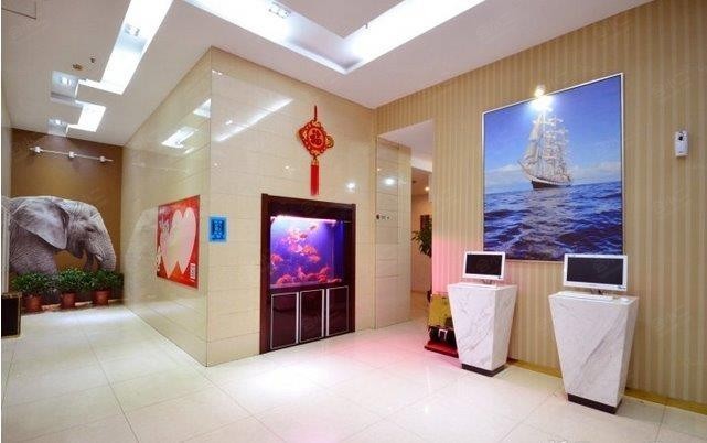 精途酒店（武汉光谷步行街杨家湾地铁站店）环境