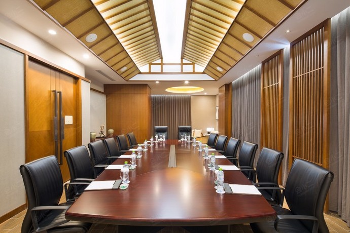 文昌温德姆至尊豪廷大酒店半岛董事会议室
