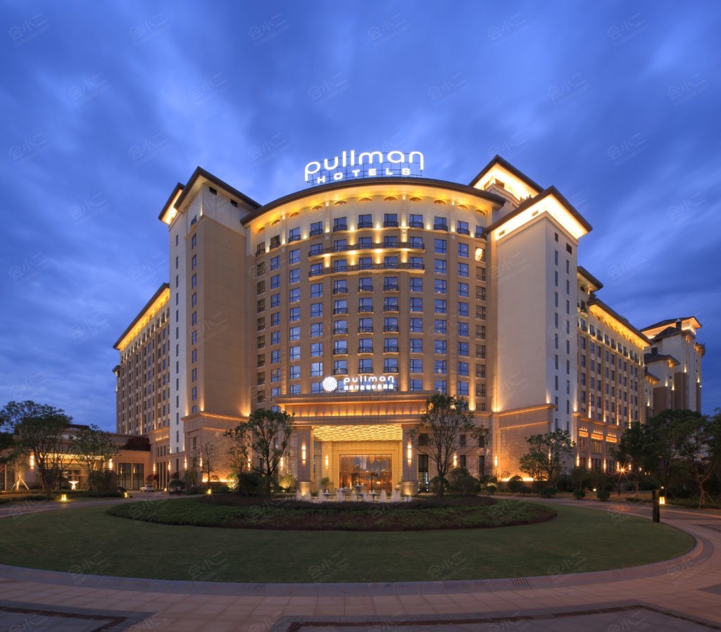 上海卓越铂尔曼大酒店是雅高酒店集团在大中华区开设的第36家铂尔曼酒|铂尔曼酒店|上海大观园|雅高_新浪新闻