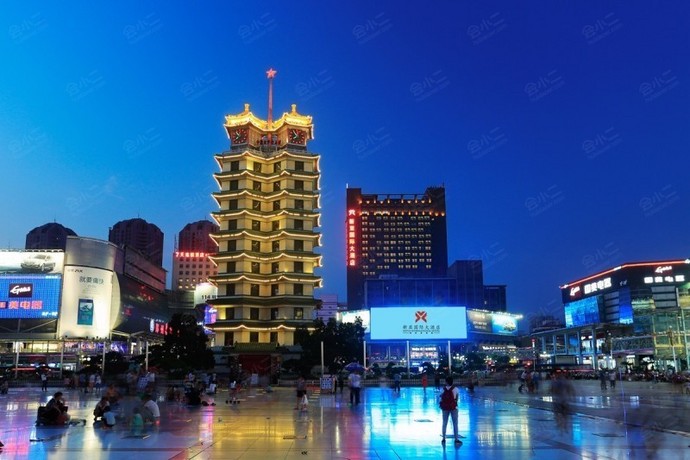 郑州新亚国际大酒店外观