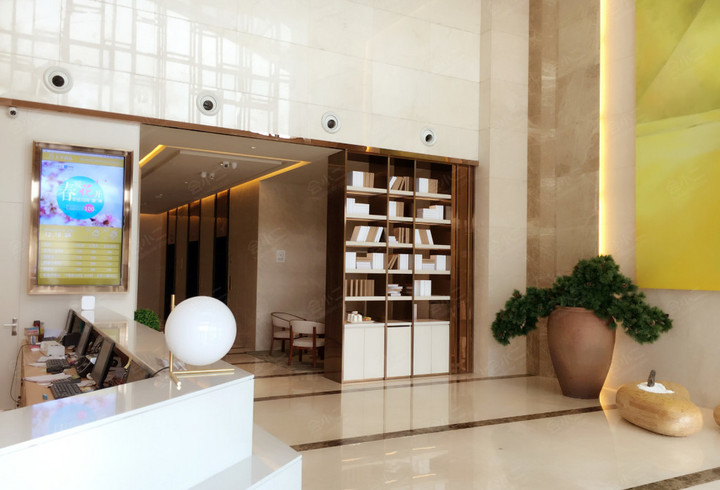 【全季酒店(郑州东站店)】大堂图片大全_大堂图库-会小二