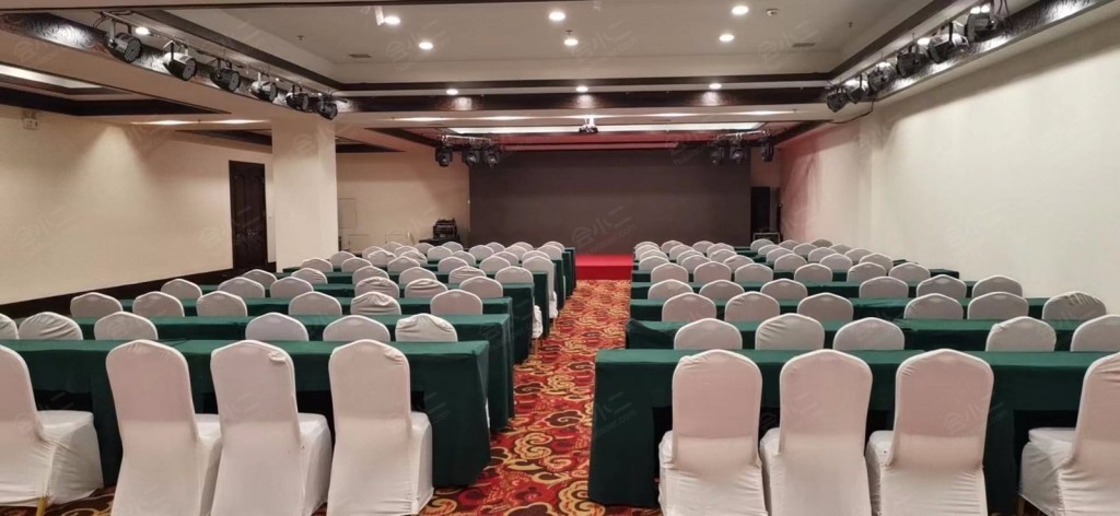 大连新华宫酒店会场图片