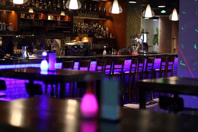 Bund Bowl外滩保龄餐厅酒吧