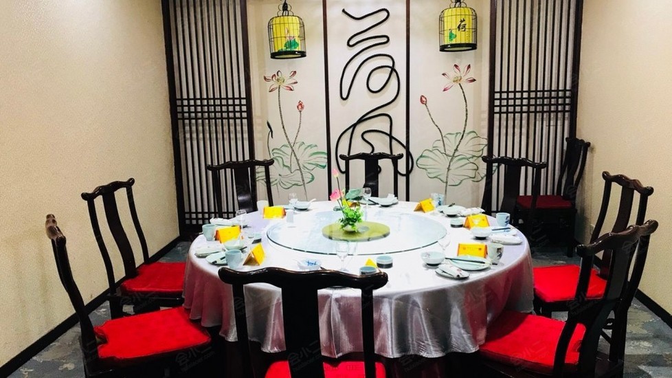 济南璞秀居荷花文化主题酒店餐厅图片