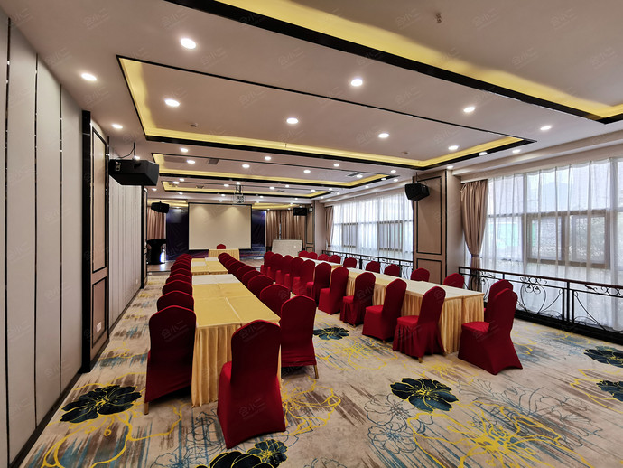 锦江之星风尚（贵阳黔灵山延安西路地铁站步行街店）大会议室