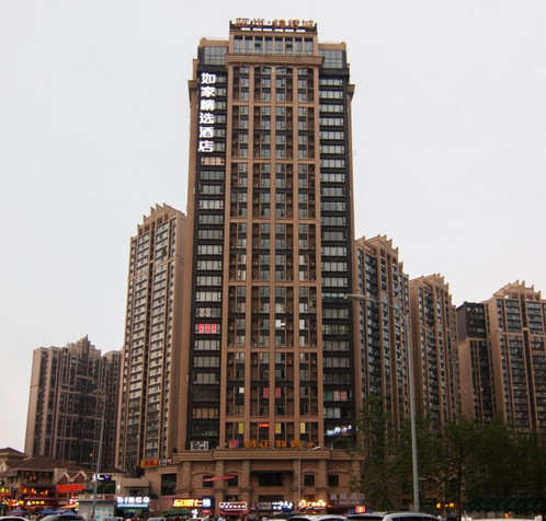 如家精选酒店（成都火车东站成渝立交地铁站店）