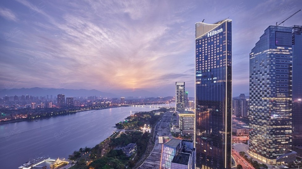 福州三迪希尔顿酒店外观图片