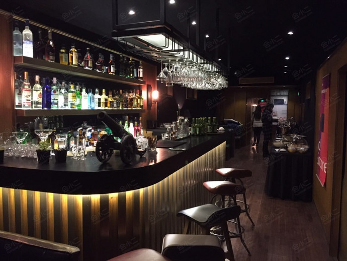 ACE CAFE（751店）火车会议室