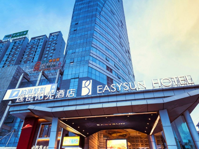 南宁逸臣阳光酒店外观