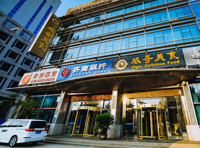 威哥美食（高新唐延路店）外观
