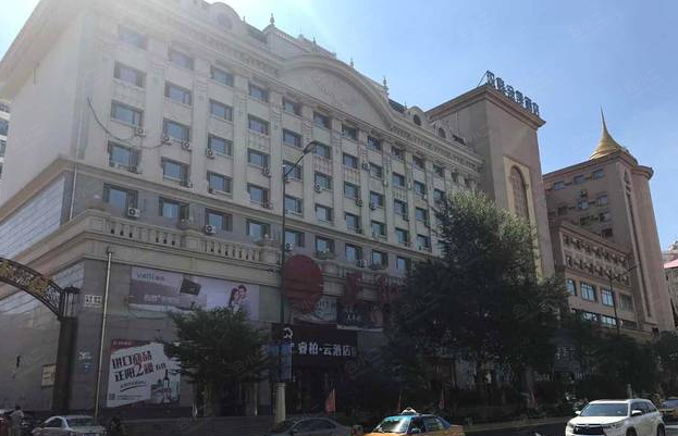 如家睿柏·云酒店（哈尔滨西大直街学府路店）外观