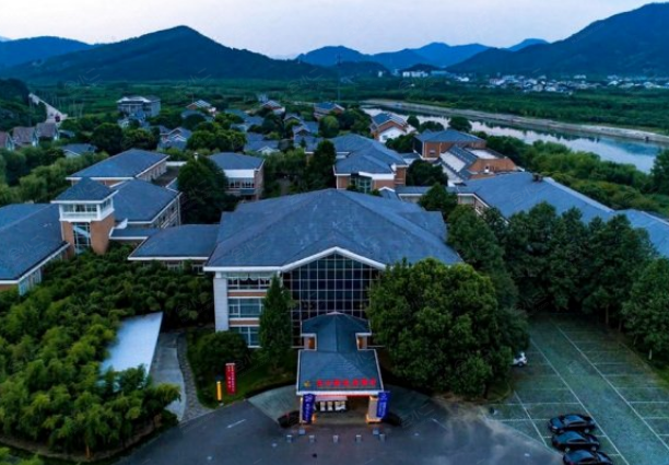 宁波溪口银凤度假村
