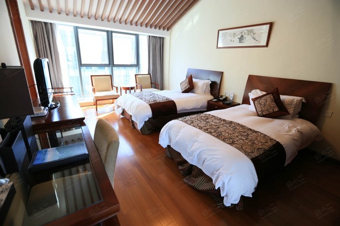 宁波仰天湖山庄综合楼标准间