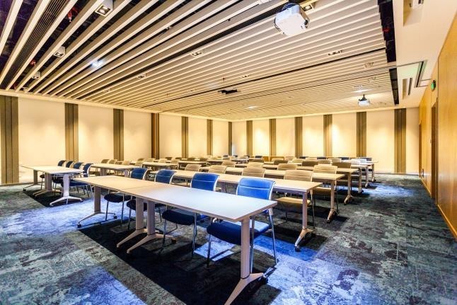 广州德事商务中心（周大福金融中心店）会议室A