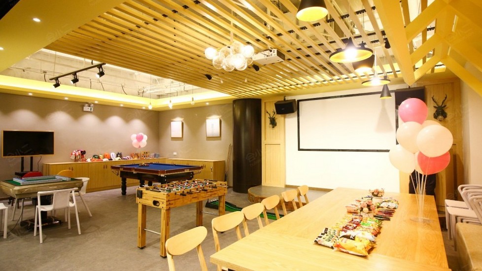 【白梧桐轰趴馆(岗顶旗舰店)】会场图片大全_会场图库-会小二