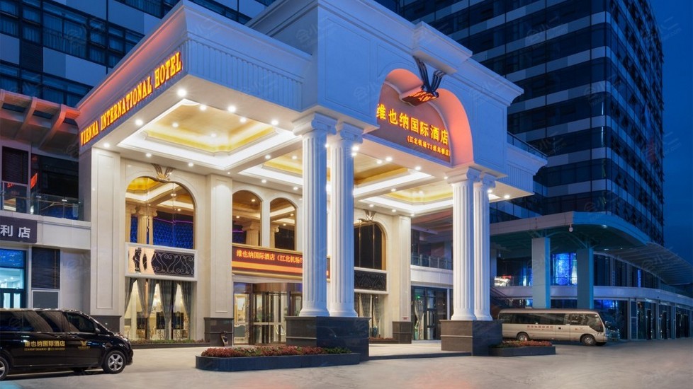 【维也纳国际酒店(重庆江北机场t3航站楼店)】外观图片大全_外观图库