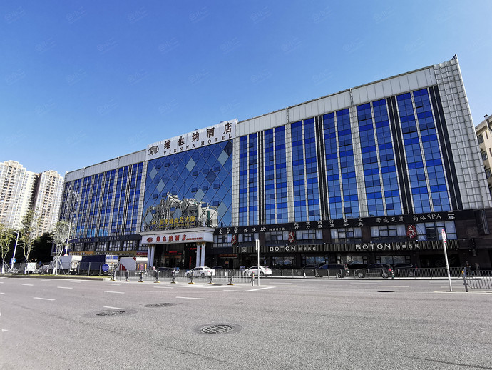 维也纳酒店（深圳华南城禾花地铁站店）
