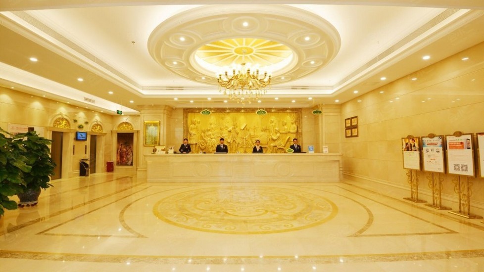 【维也纳国际酒店(深圳光明大道店)】大堂图片大全_大堂图库-会小二