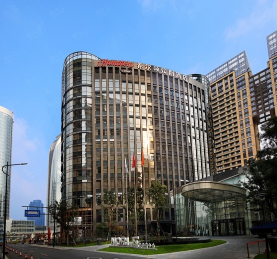 杭州钱江世纪城希尔顿欢朋酒店外观