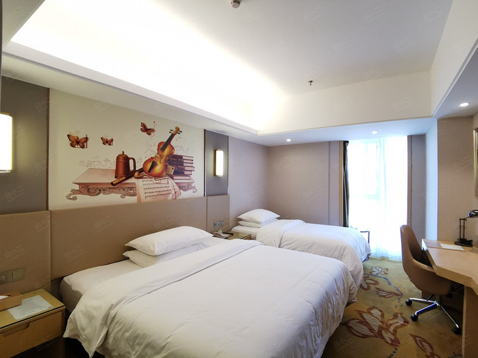 维也纳国际酒店（长沙橘子洲头店）家庭房