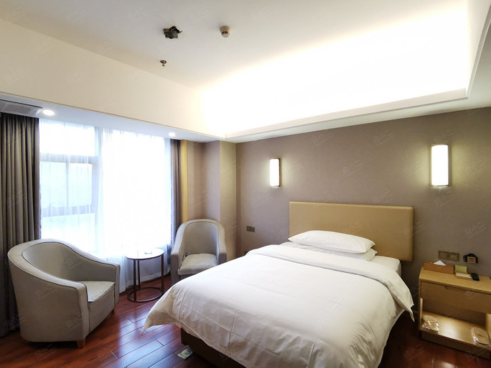 维也纳国际酒店（长沙橘子洲头店）高级大床房
