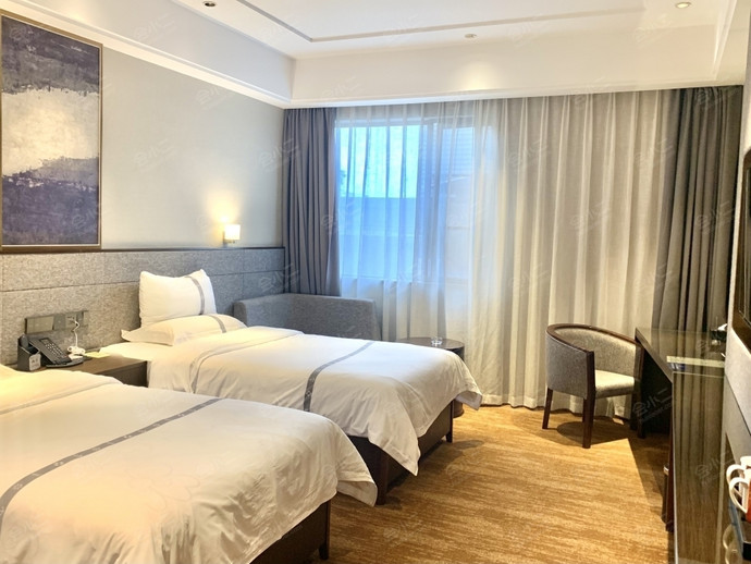 欧暇·地中海酒店（桂林高铁北站万达店）雅致双床房