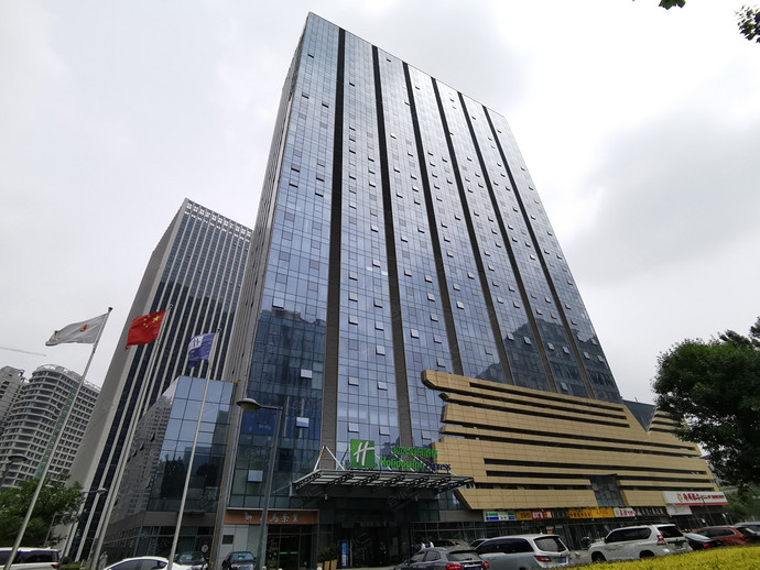 郑州龙子湖智选假日酒店