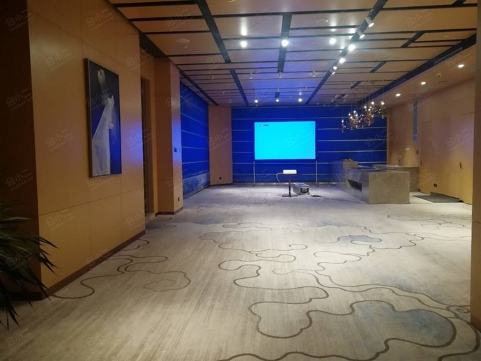 海口新埠岛诺富特酒店行政酒廊