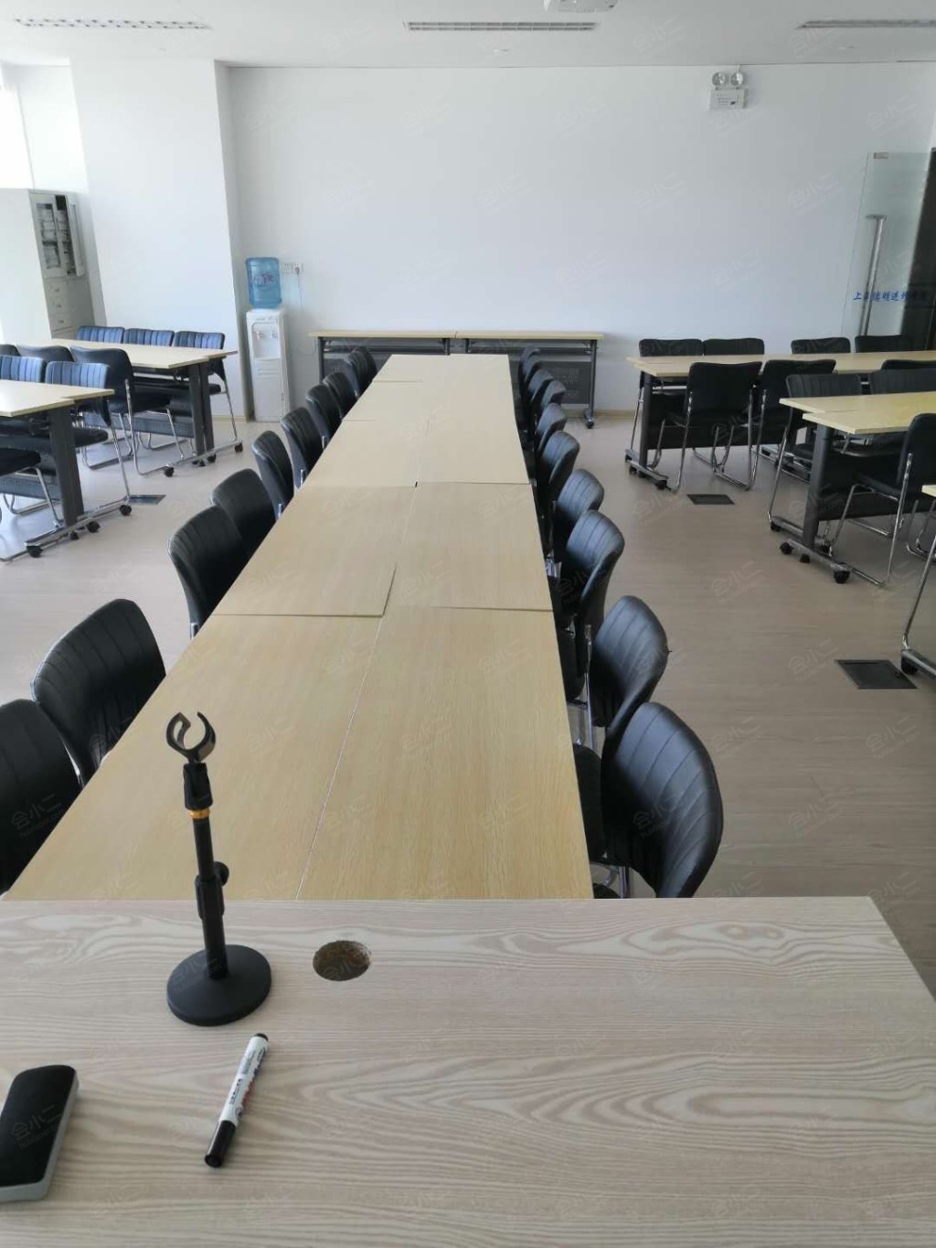 【上海德明进修学院】场地图片大全_会议室图库-会小二