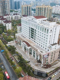 深圳东方半山酒店