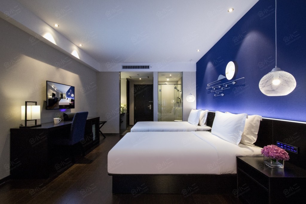 桔子酒店精选西安高新区锦业路店客房图片