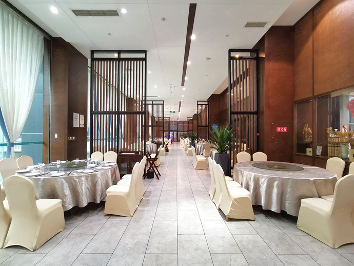 峨眉山御泉湾酒店温泉餐厅
